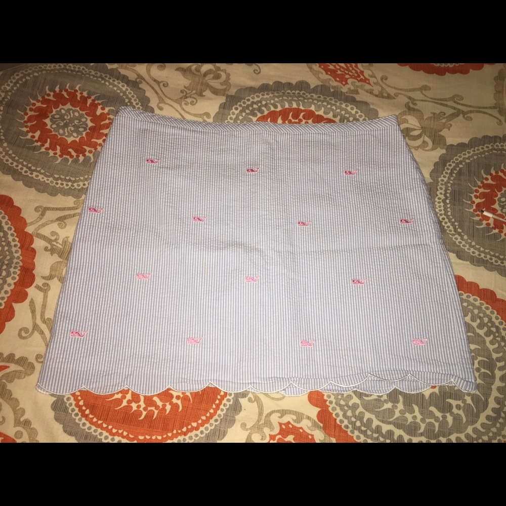 Vineyard Vines Scalloped Hem Logo Skirt